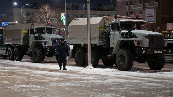 Tehnică militară pe străzile capitalei kazahe - Sputnik Moldova