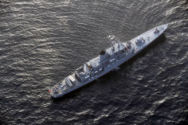 Военный корабль участвует в совместных военно-морских учениях ВМС Ирана, Китая и России в северной части Индийского океана. - Sputnik Молдова