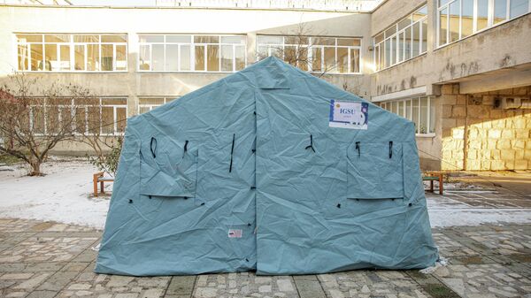 Палатка для тестирования на COVID-19 в Кишиневе - Sputnik Молдова