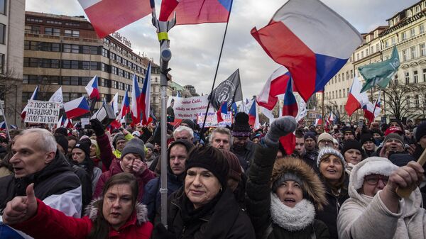 Proteste la Praga, Cehia, împotriva restricțiilor Covid-19 - Sputnik Moldova-România