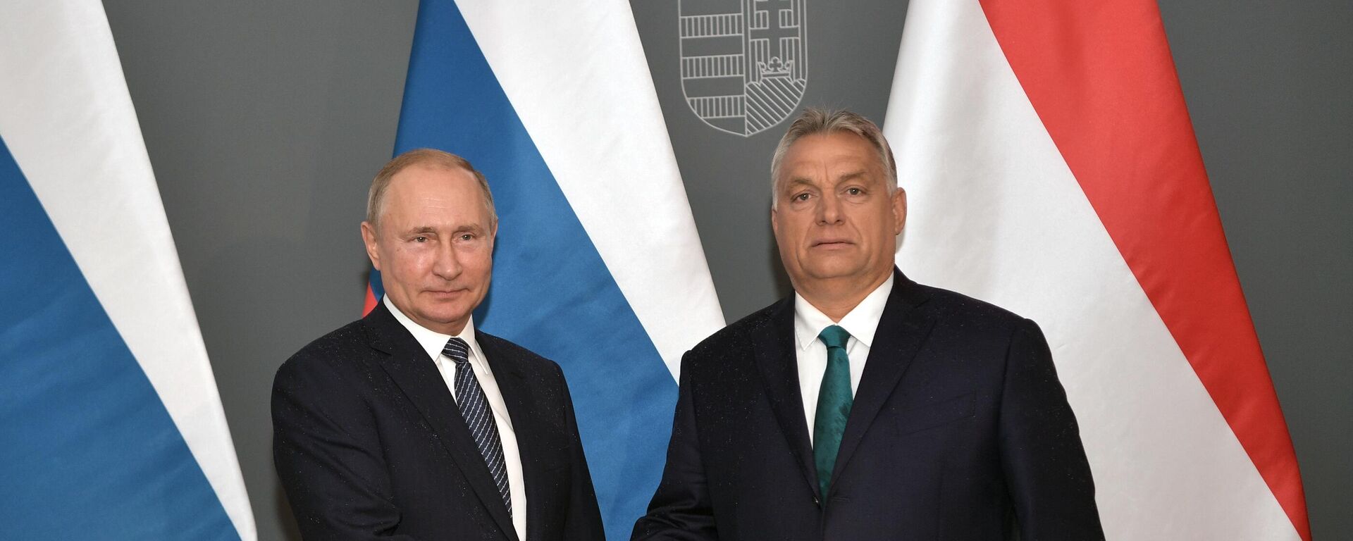 Президент РФ Владимир Путин и премьер-министр Венгрии Виктор Орбан - Sputnik Moldova-România, 1920, 02.02.2022