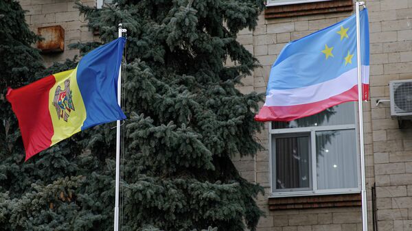 Зачем нам унижаться?: гагаузские депутаты отказались от диалога с Кишиневом - Sputnik Молдова