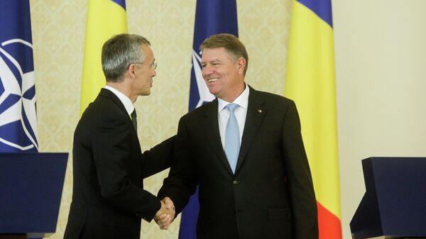 Klaus Werner Iohannis și Jens Stoltenberg - Sputnik Moldova-România