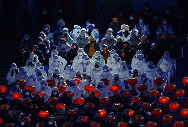 Спортсмены во время церемонии закрытия Игр в Пекине. - Sputnik Молдова