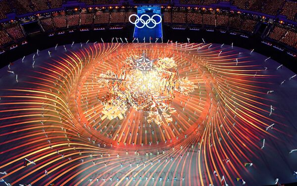 Jocurile Olimpice de la Beijing 2022 - Ceremonia de încheiere - Stadionul Național, Beijing, China - 20 februarie 2022. Vedere generală a interpreților - Sputnik Moldova-România
