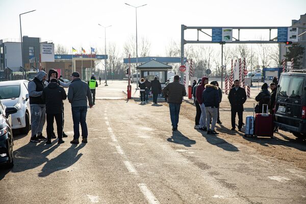 На границе Молдовы и Украины в населенных пунктах Паланка и Окница был развернут палаточный лагерь. - Sputnik Молдова