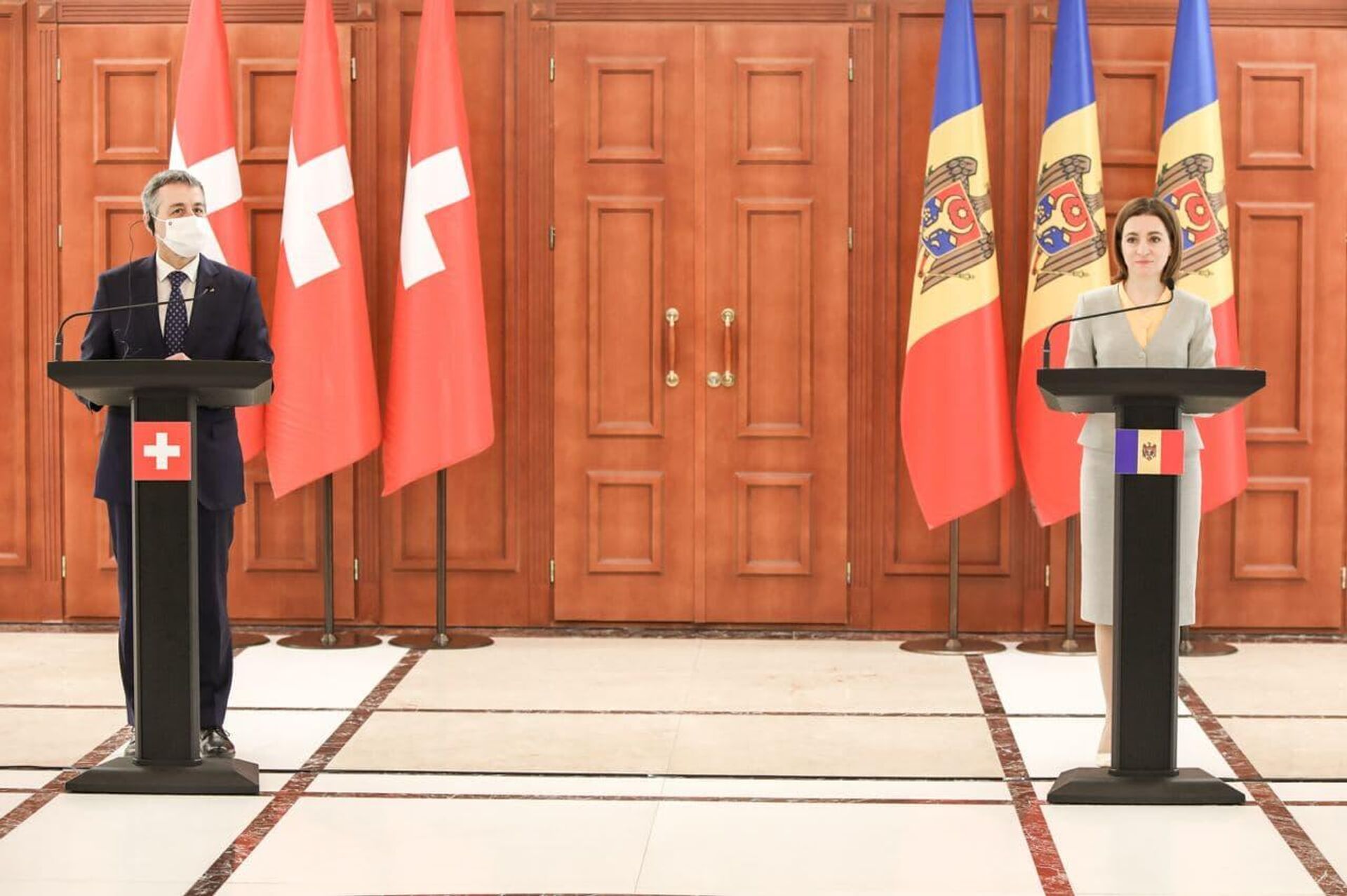 Президент Молдовы Майя Санду и президент Швейцарской конфедерации Иньяцио Касис - Sputnik Молдова, 1920, 22.03.2022