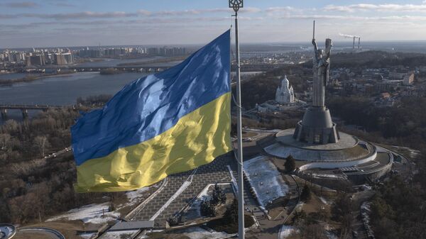 Флаг Украины в Киеве - Sputnik Молдова
