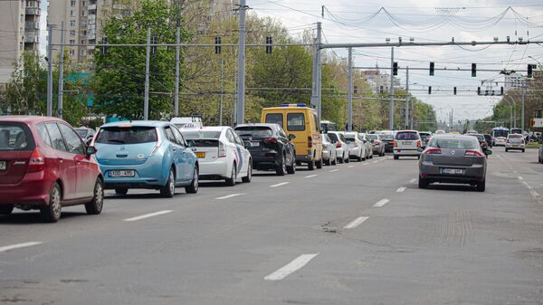 Лихачи на молдавских дорогах – как решить проблему - Sputnik Молдова