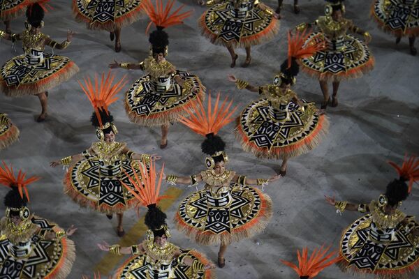 Участники карнавала в Рио. - Sputnik Молдова