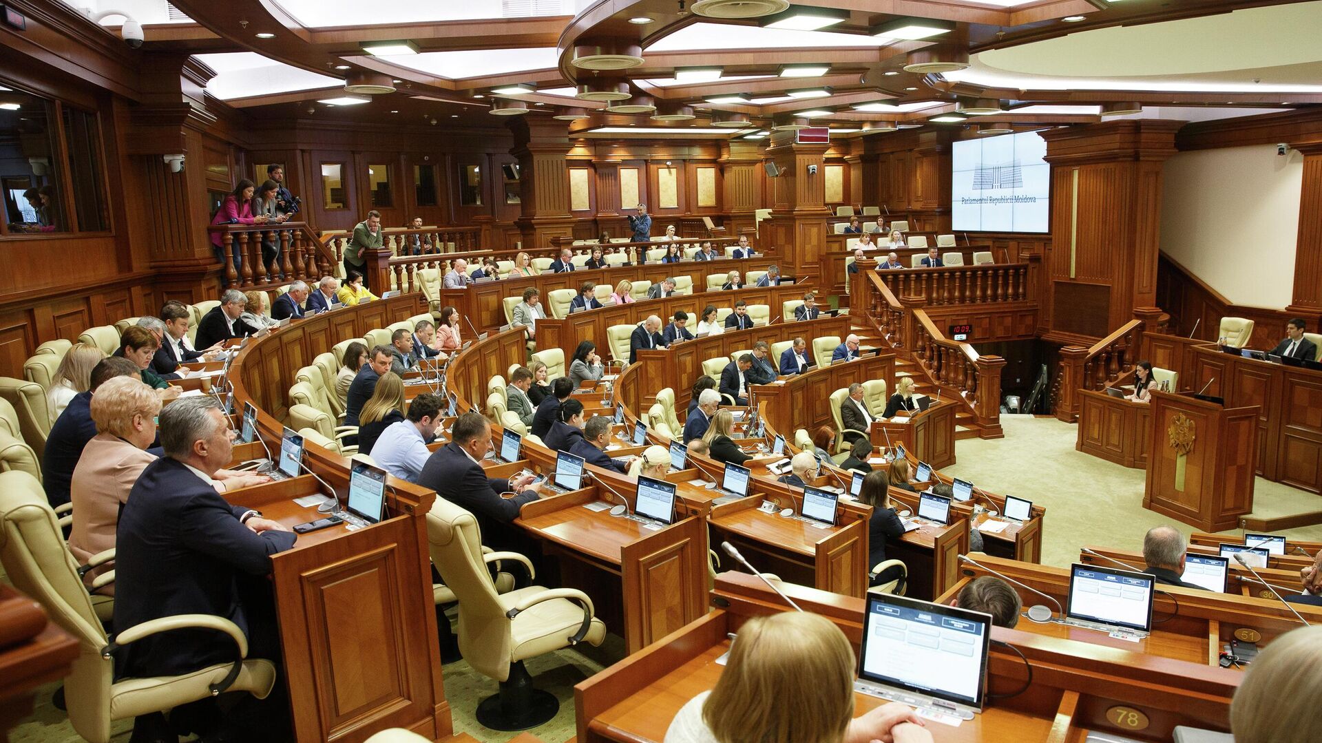 Заседание парламента Молдовы 19 мая 2022 - Sputnik Moldova, 1920, 31.07.2023