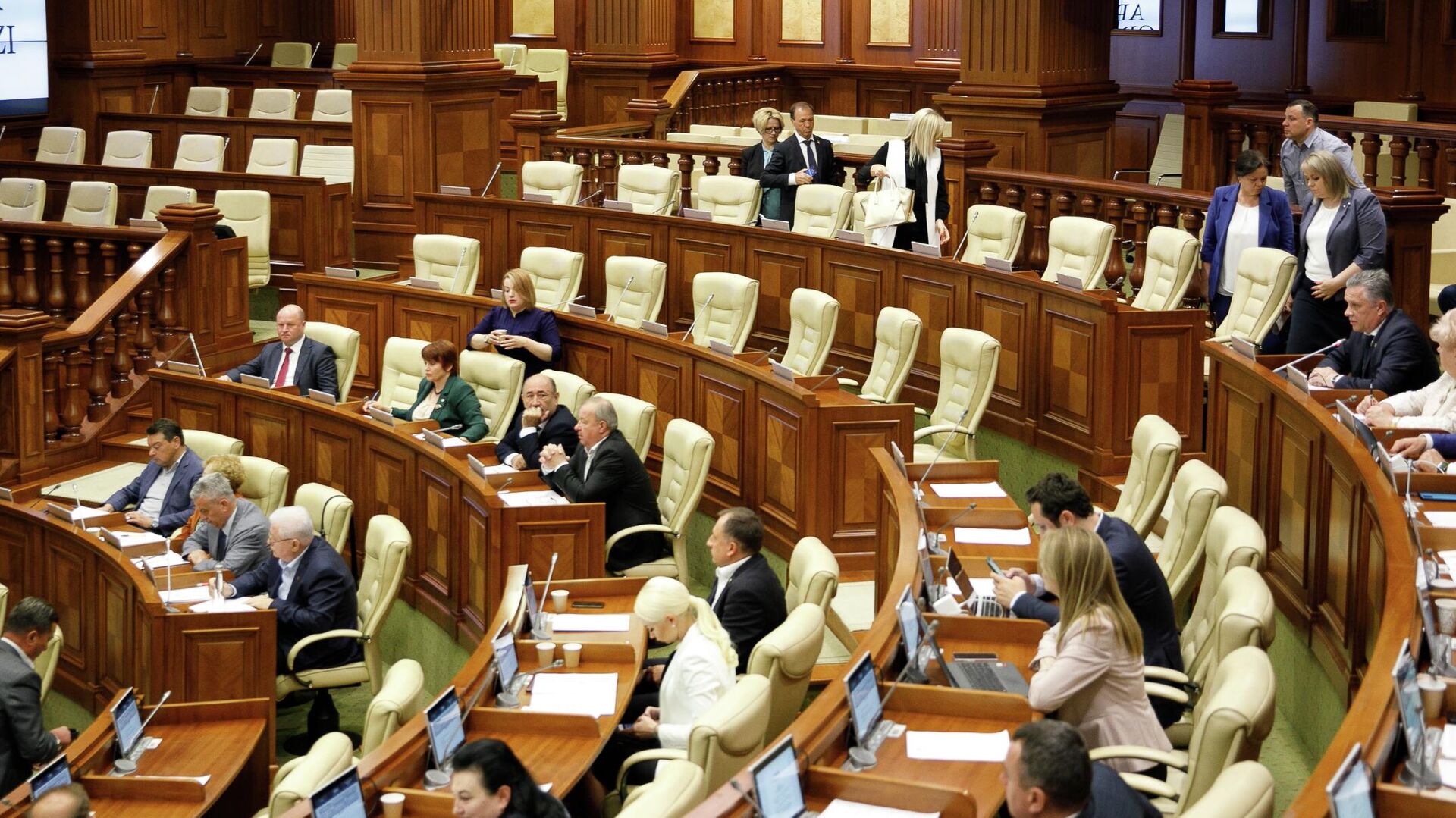 Deputații socialiști au părăsit ședința Parlamentului din 26 mai 2022 - Sputnik Moldova, 1920, 26.05.2022