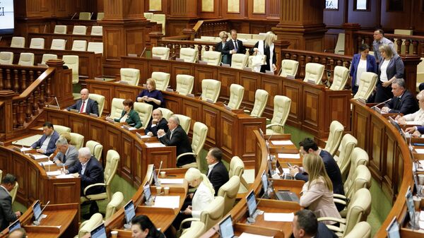 Deputații socialiști au părăsit ședința Parlamentului din 26 mai 2022 - Sputnik Молдова