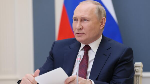 Президент РФ В. Путин выступил на Евразийском экономическом форуме - Sputnik Moldova
