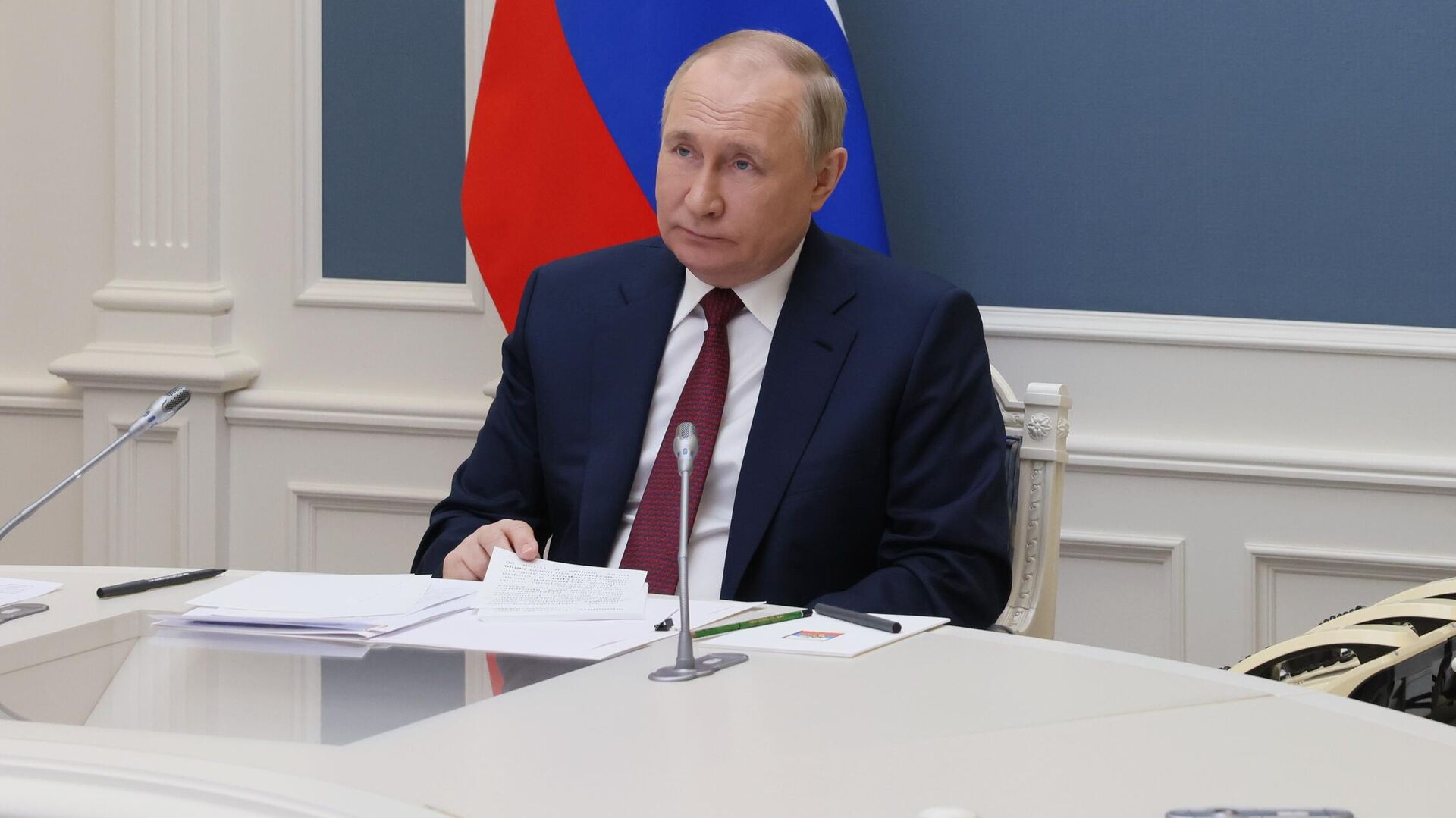 Президент РФ В. Путин выступил на Евразийском экономическом форуме - Sputnik Moldova-România, 1920, 27.05.2022