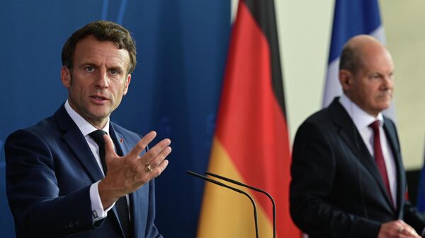 Emmanuel Macron și Olaf Scholz - Sputnik Moldova