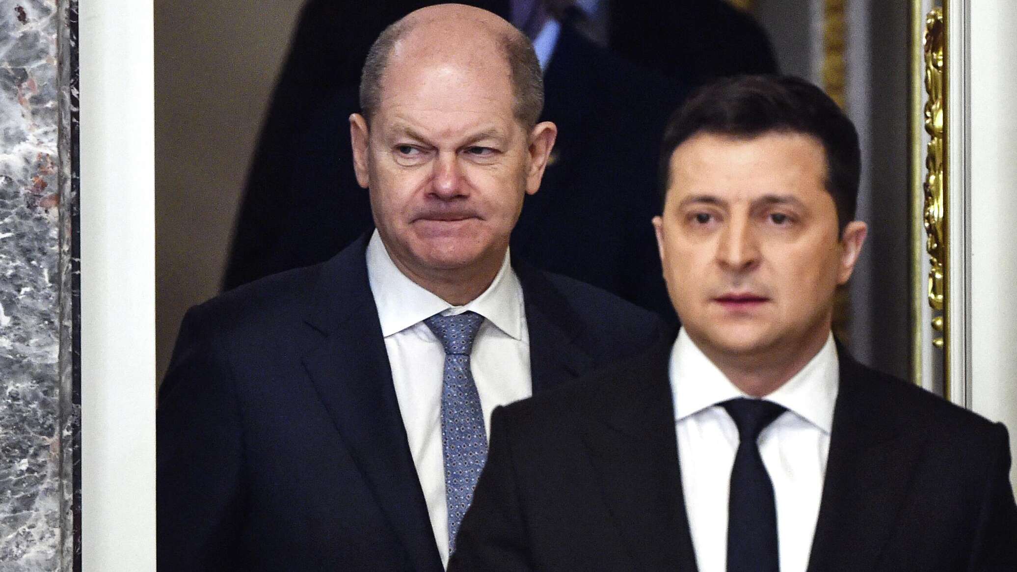Almanya Başbakanı Scholz'un çöpünden G7'ye ait gizli belgeler çıktı - Son Dakika