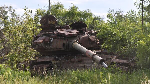 un tanc ucrainean distrus de forțele armate din Donbas - Sputnik Moldova-România