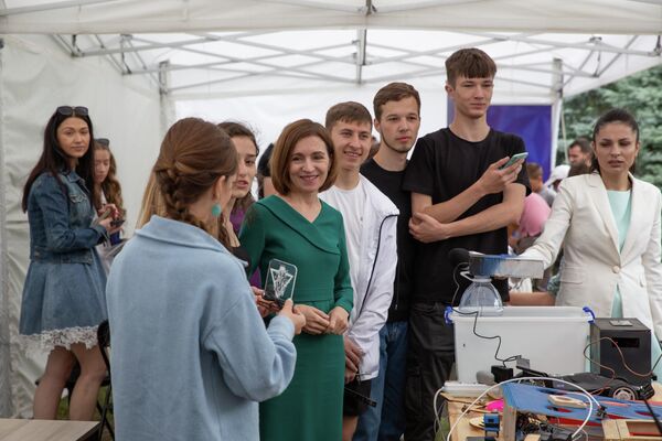 Выставку Tekwill Expo Day посетила президент Майя Санду. - Sputnik Молдова