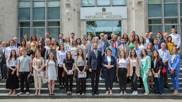 Студенты пройдут стажировку в госучреждениях Молдовы - Sputnik Молдова
