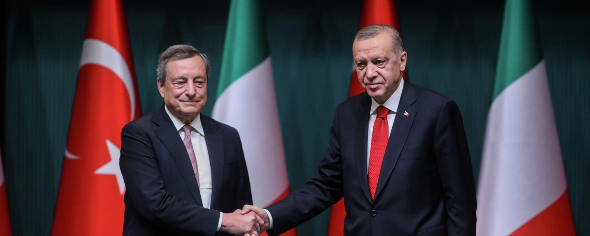 Mario Draghi și Recep Tayyip Erdogan - Sputnik Moldova, 1920, 06.07.2022