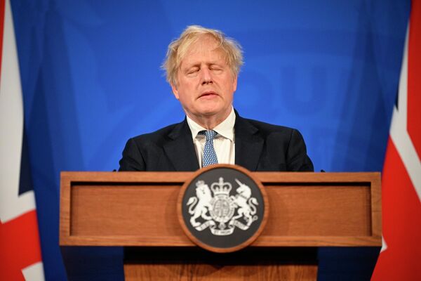 Prim-ministrul Marii Britanii Boris Johnson vorbește în timpul unei conferințe de presă la Downing Street, Londra, 25 mai 2022 - Sputnik Moldova-România