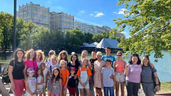 Locuitorii din Mariupol au povestit despre reabilitarea lor în Rusia - Sputnik Moldova