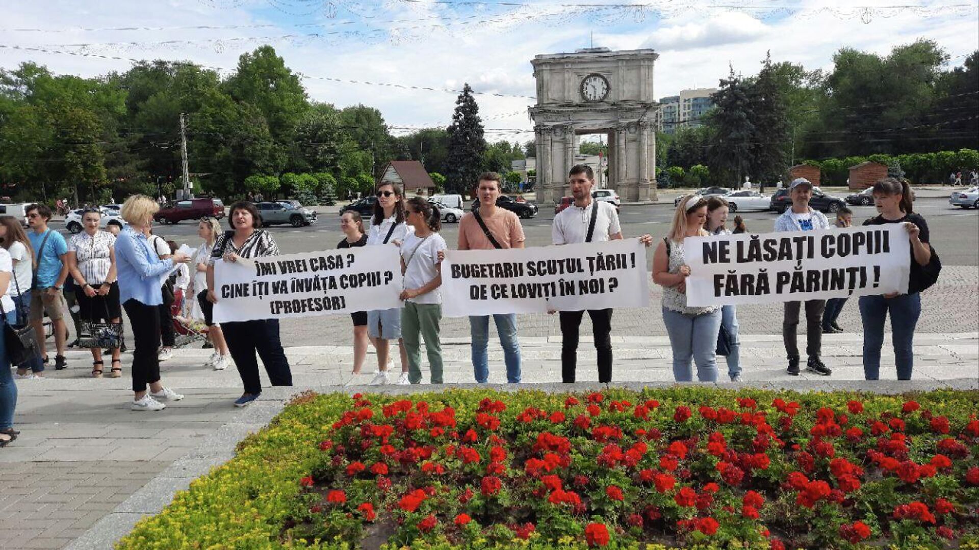 Protest la Guvern față de proiectul ipotecar de stat „Prima Casă” - Sputnik Moldova, 1920, 13.07.2022