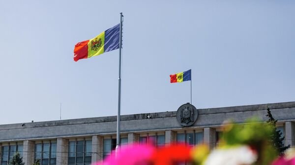 Флаг на здание правительства Молдовы - Sputnik Moldova