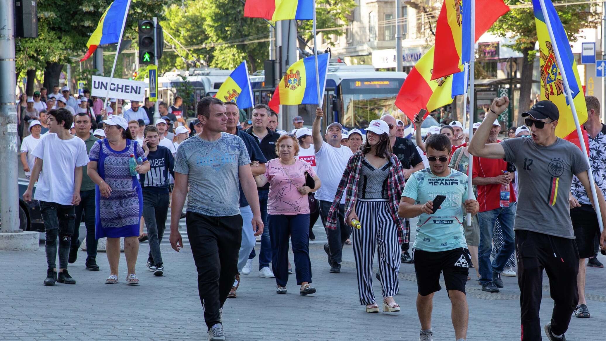 Молдова кишинев сегодня. Протесты в Молдавии. Протесты в Молдавии сейчас. Протесты в Молдове 2022. Молдова и Россия.