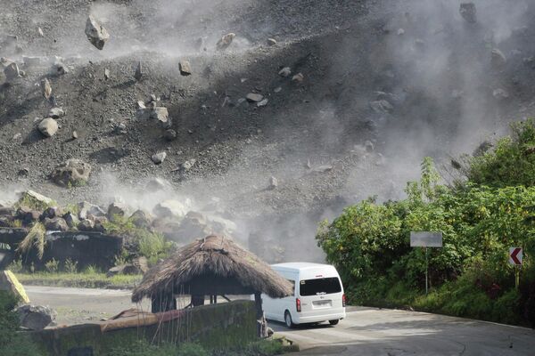 Камнепад в результате землетрясения на Филиппинах. - Sputnik Молдова