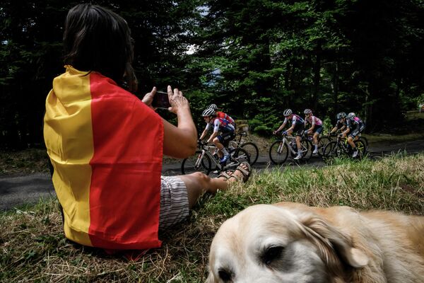 Женская велогонка Тур де Франс. - Sputnik Молдова