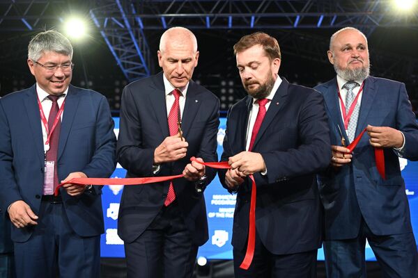 Церемония открытия павильона Министерства спорта в рамках Восточного экономического форума. - Sputnik Молдова