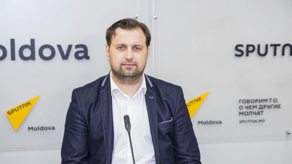 Экс- секретарь ЦИК: В избирательный кодекс вводят антидемократические поправки - Sputnik Молдова