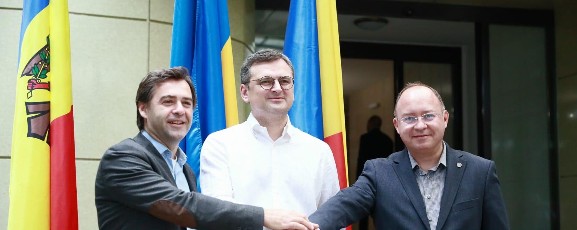 Miniștrii de Externe, Bogdan Aurescu, Nicu Popescu și Dmitri Kuleba - Sputnik Moldova-România, 1920, 16.09.2022