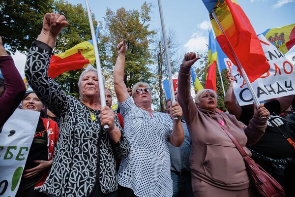 Организатор протеста – оппозиционная партия &quot;Шор&quot; накануне заявила о том, что в акции примут участие до 50 тысяч человек. - Sputnik Молдова