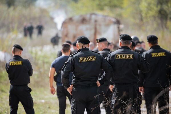 Angajații „Fulger” au obținut „Bereta Neagră” - Sputnik Moldova