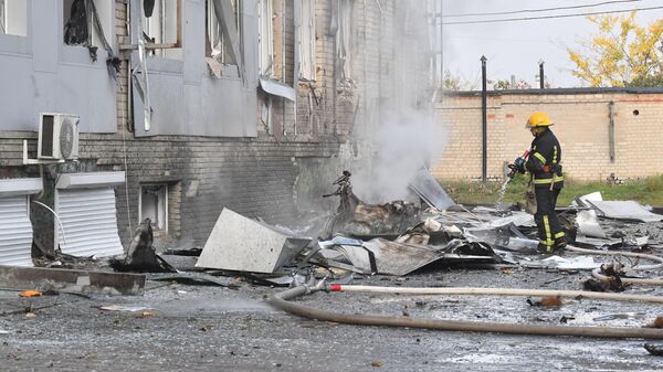 Взрыв у здания запорожской областной телекомпании ЗаТВ в Мелитополе - Sputnik Молдова