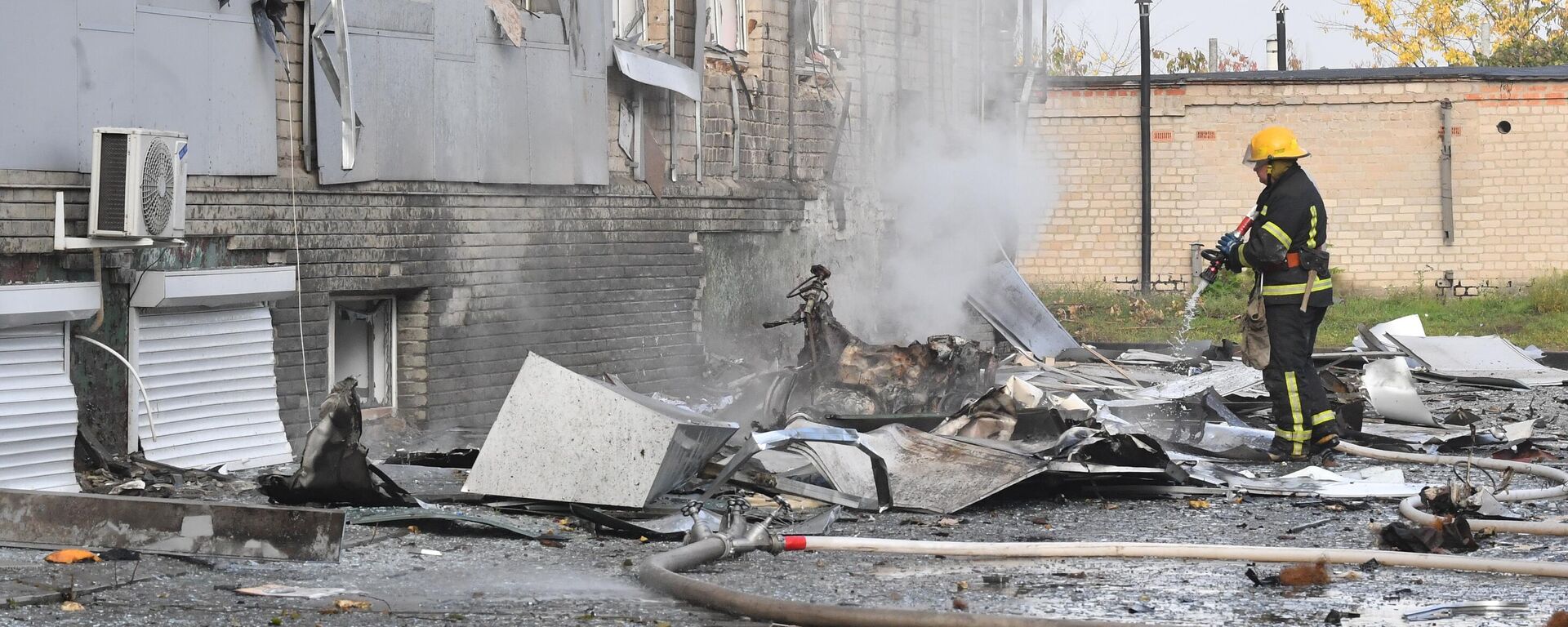 Взрыв у здания запорожской областной телекомпании ЗаТВ в Мелитополе - Sputnik Молдова, 1920, 25.10.2022