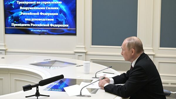 Президент РФ В. Путин провел провёл тренировку стратегических сил сдерживания - Sputnik Молдова
