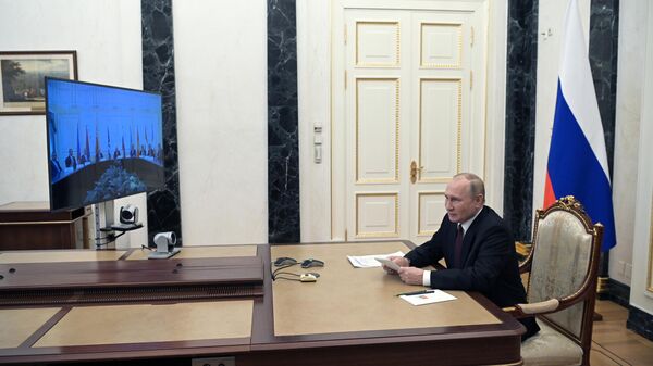 Президент РФ В. Путин провел встречу с руководителями органов безопасности и спецслужб стран СНГ - Sputnik Молдова