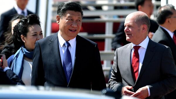 Xi Jinping și Olaf Scholz - Sputnik Moldova-România
