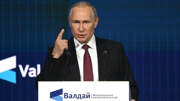 Президент РФ В. Путин принял участие в заседании Международного дискуссионного клуба Валдай - Sputnik Moldova-România
