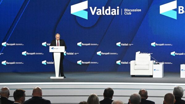 Президент РФ В. Путин принял участие в заседании Международного дискуссионного клуба Валдай - Sputnik Молдова