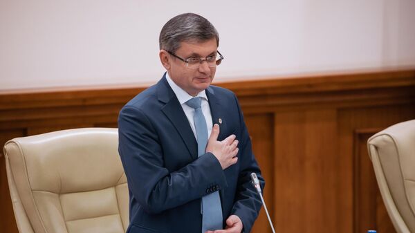 Гросу рассказал, что парламент намерен сменить молдавский язык на румынский - Sputnik Молдова