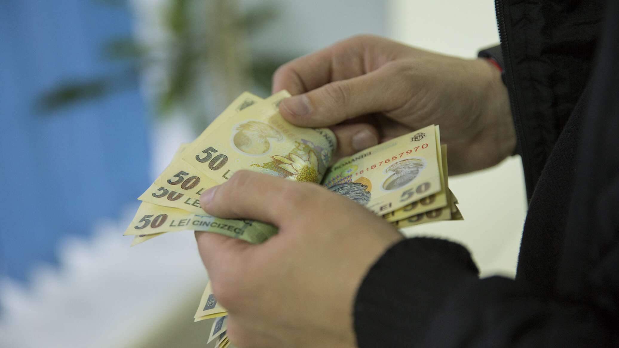 Analiză a Băncii Nomura: leul românesc în pericol de prăbușire 0