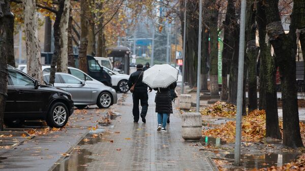 Основные бытовые трудности жителей Молдовы: лидируют проблемы со зрением и подвижностью - Sputnik Молдова