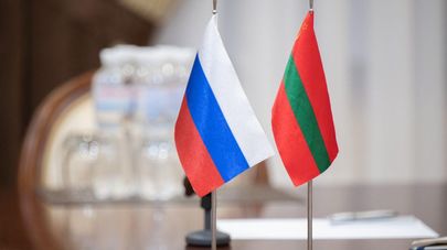 Флаги РФ и ПМР