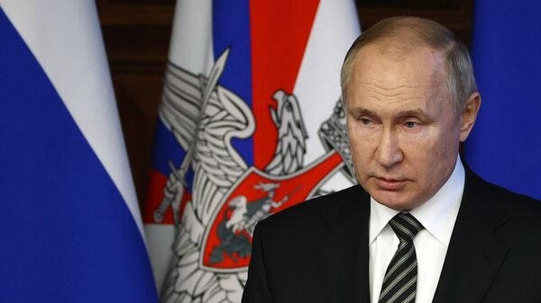 Президент РФ В. Путин провел расширенное заседание коллегии Минобороны РФ - Sputnik Молдова