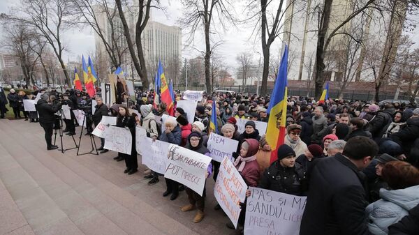 Протест против закрытия телеканалов в Молдове, 22.12.2022 - Sputnik Moldova